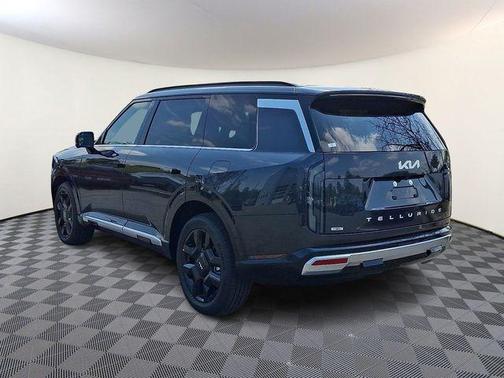 Metal 2027 Kia Telluride SX