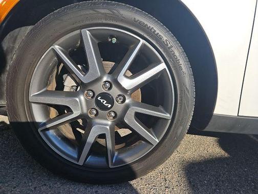 2024 Kia Soul EX