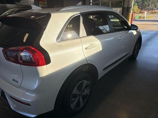 2017 Kia Niro EX