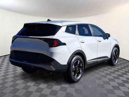 2026 Kia Sportage LX