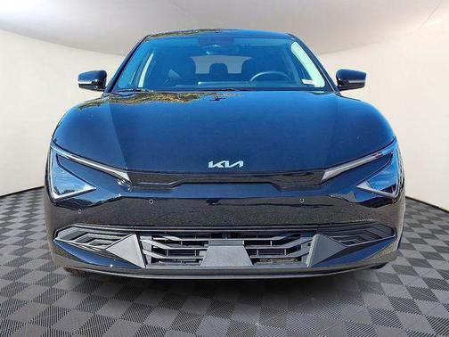 2025 Kia EV6 Light