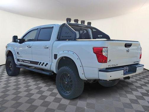 2021 Nissan Titan SV