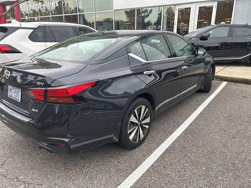 2020 Nissan Altima 2.5 SV