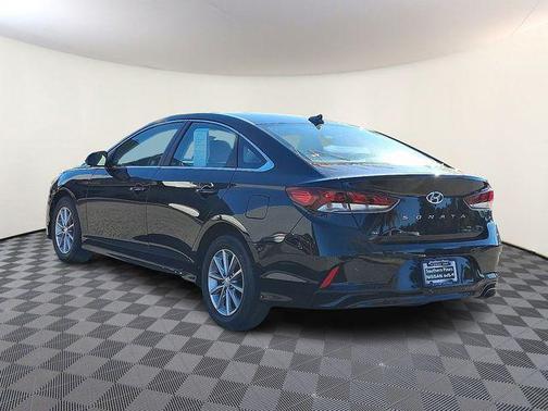 2019 Hyundai SONATA SE
