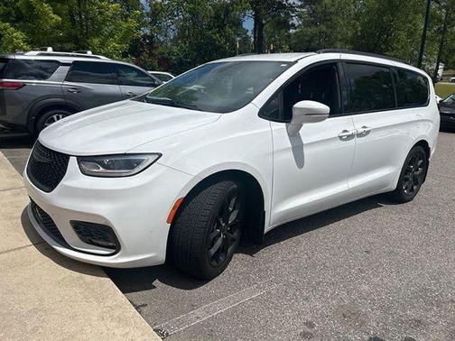 2021 Chrysler Pacifica Touring