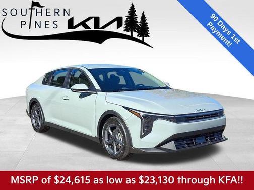 2025 Kia K4 LXS