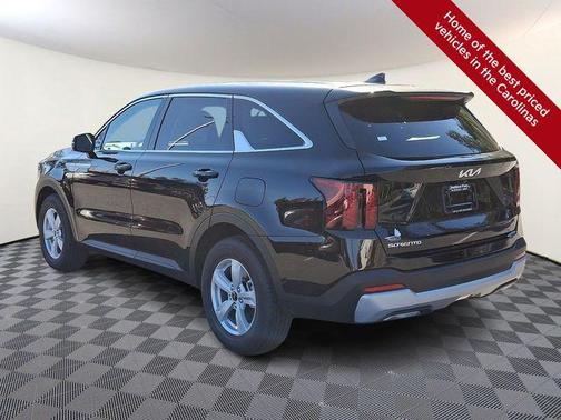 2025 Kia Sorento LX