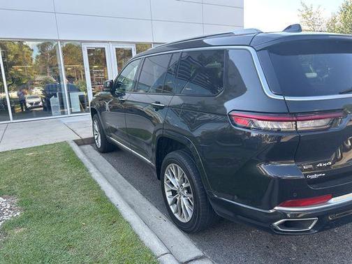2022 Jeep Grand Cherokee L Summit