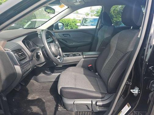 2022 Nissan Rogue S