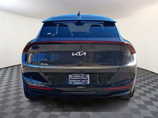 2025 Kia EV6 Wind