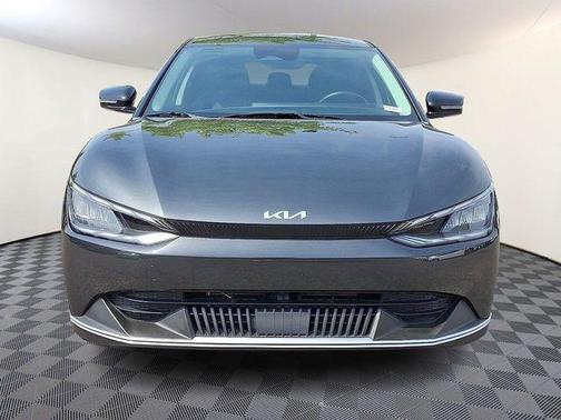 2024 Kia EV6 Light