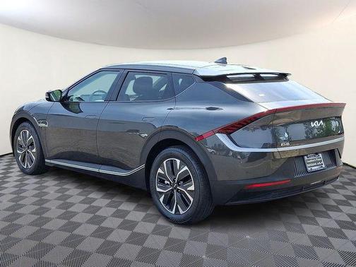 2024 Kia EV6 Light