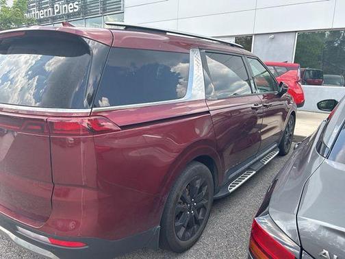 2023 Kia Carnival SX