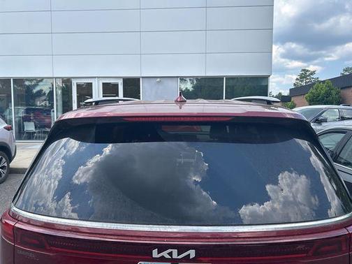 2023 Kia Carnival SX