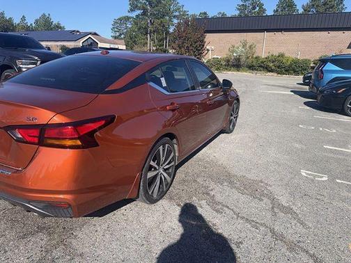 2022 Nissan Altima 2.5 SR