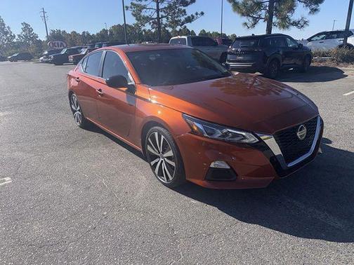 2022 Nissan Altima 2.5 SR