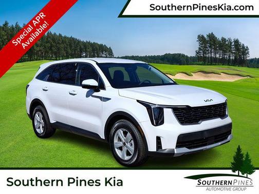 2025 Kia Sorento LX