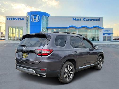 2025 Honda Pilot Touring