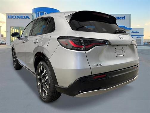 Solar Silver Metallic 2027 Honda HR-V EX-L
