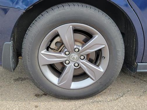 Obsidian Blue Pearl 2022 Honda Odyssey EX