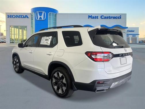 Platinum White Pearl 2026 Honda Pilot Elite