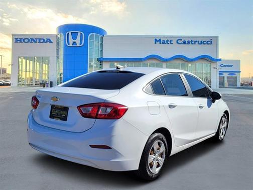 2018 Chevrolet Cruze LS