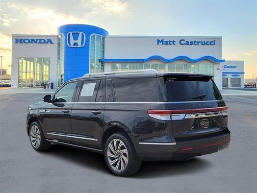 2023 Lincoln Navigator L Reserve