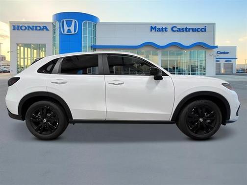 Platinum White Pearl 2026 Honda HR-V Sport