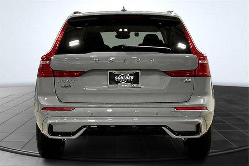 2025 Volvo XC60 Plug-In Hybrid T8 Plus