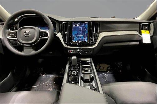 2025 Volvo XC60 Plug-In Hybrid T8 Plus