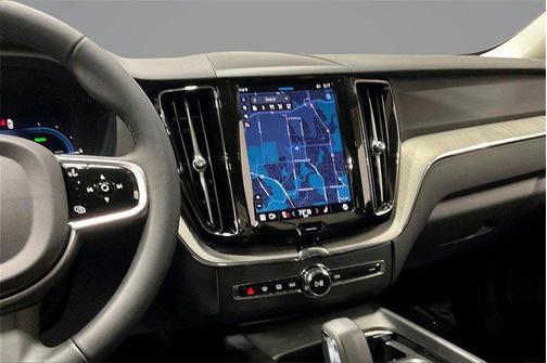 2025 Volvo XC60 Plug-In Hybrid T8 Plus