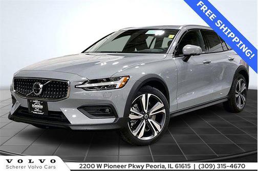2026 Volvo V60 Cross Country Plus, B5 AWD Gas (mild hybrid)