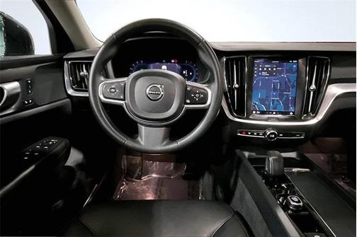 2023 Volvo S60 B5 Core Dark Theme