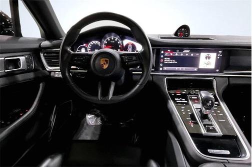 2022 Porsche Panamera Base