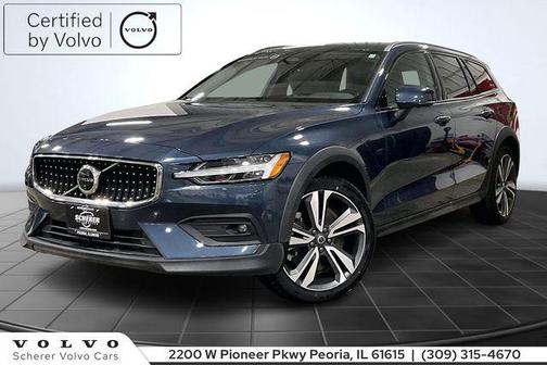 2025 Volvo V60 Cross Country Plus, B5 AWD Gas (mild hybrid)