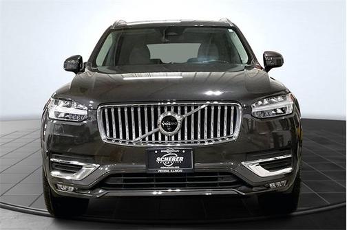 2023 Volvo XC90 B6 Ultimate 6-Seater