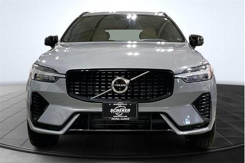 2024 Volvo XC60 Recharge Plug-In Hybrid T8 Ultimate Dark Theme