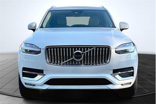 2024 Volvo XC90 B6 Ultimate Bright Theme 7-Seater