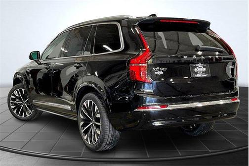 2026 Volvo XC90 B6 Plus 6-Seater