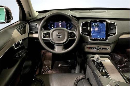 2023 Volvo XC90 B6 Ultimate 6-Seater