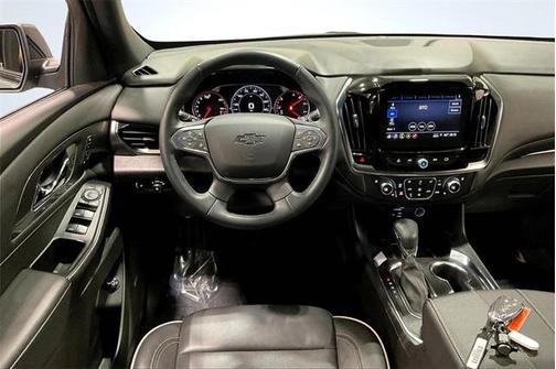 2023 Volvo XC90 B6 Ultimate 6-Seater