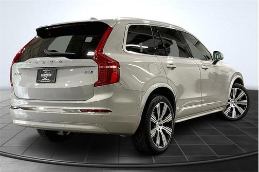 2023 Volvo XC90 B6 Ultimate 6-Seater