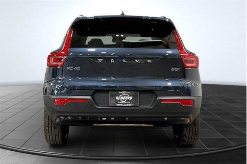2026 Volvo XC40 B5 Ultra