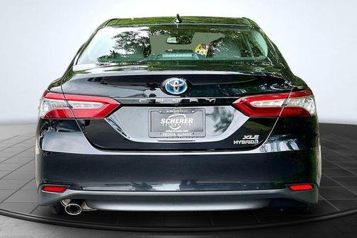 Midnight Black Metallic 2020 Toyota Camry Hybrid XLE