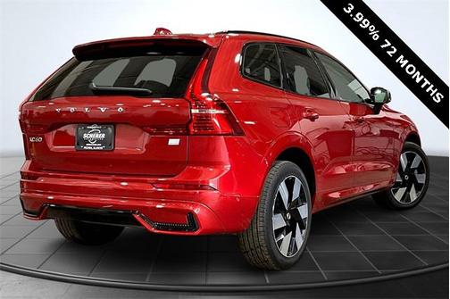 2024 Volvo XC60 Recharge Plug-In Hybrid T8 Plus Dark Theme