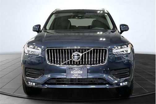 2023 Volvo XC90 B5 Core