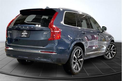 2024 Volvo XC90 B6 Ultimate Bright Theme 7-Seater