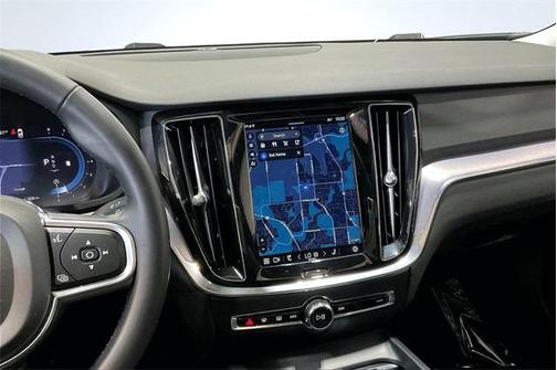 2024 Volvo S60 B5 Core Dark Theme