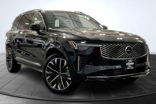 2026 Volvo XC90 B6 Plus 7-Seater