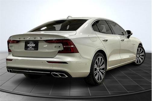 2022 Volvo S60 T5